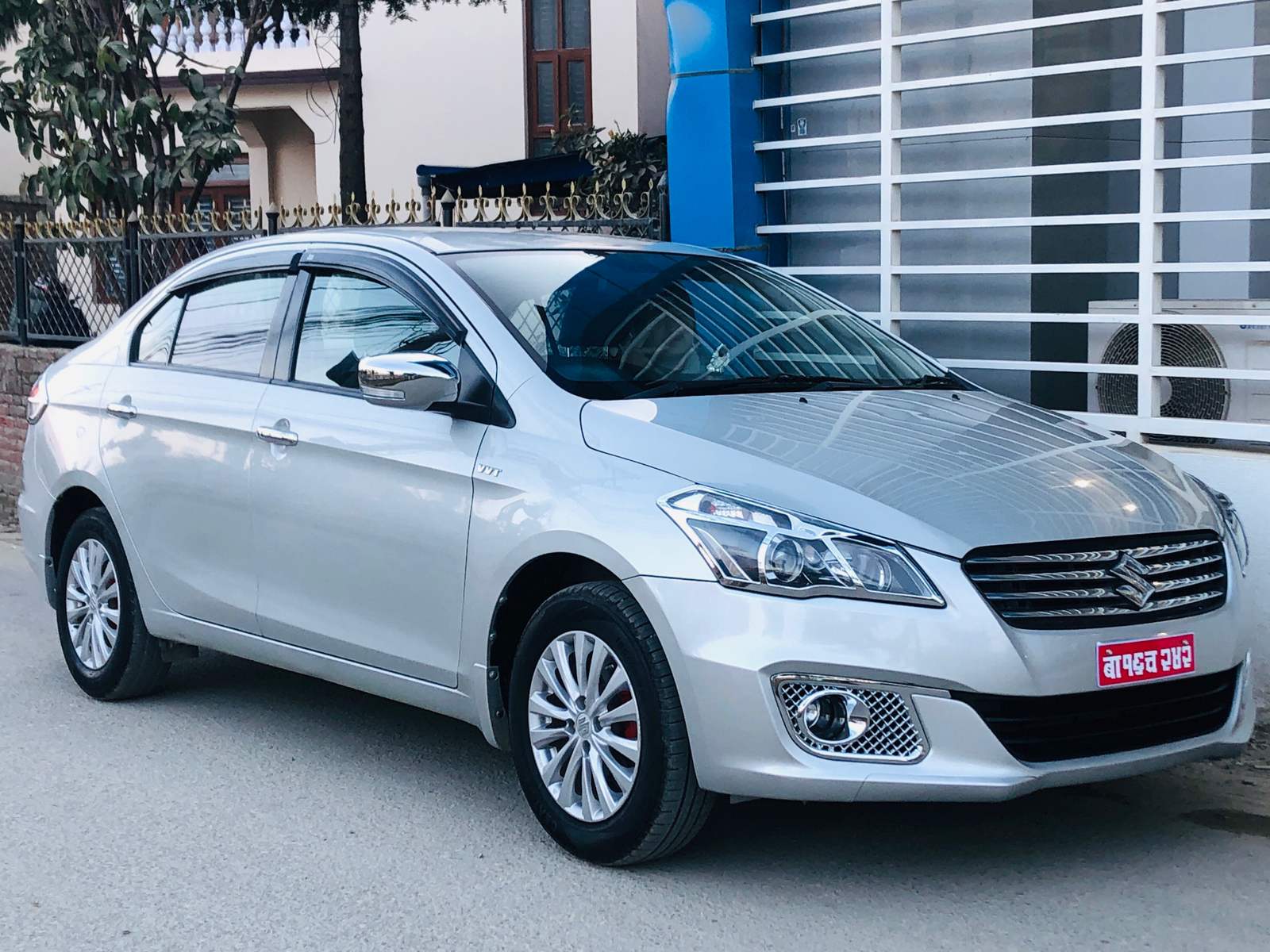 IMG-9b1fa9aad08cd19ab5e46cfd10c15047-V